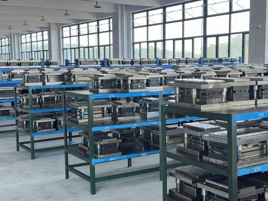 Metal Terminal Crimping Cetakan dengan Punching SPM 200 dan Simpan Bahan 10% untuk Mesin High Speed Press